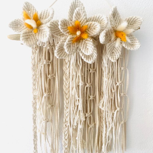 Suspension fleurs macramé
