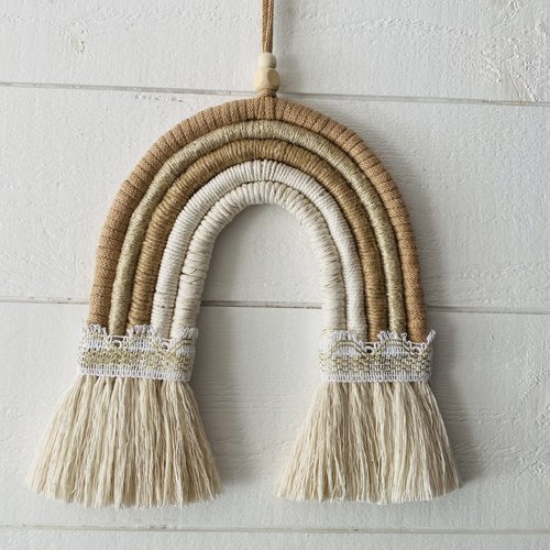 Arc en ciel en macramé