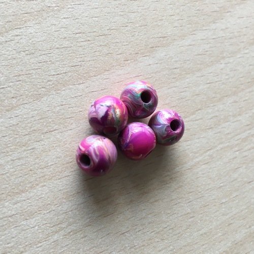 Perles en plexiglass taille 10 mm couleur fuchsia