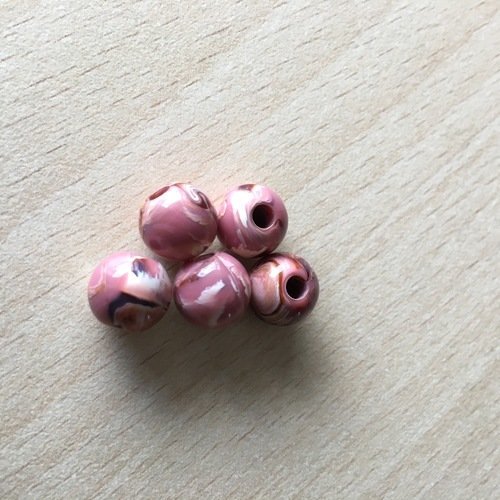 Perles en plexiglass taille 10 mm couleur roseline
