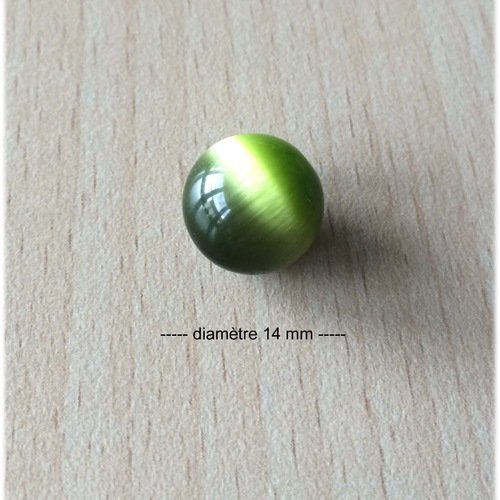 Jolie perle "oeil de chat"  diamètre 14 mm olivine