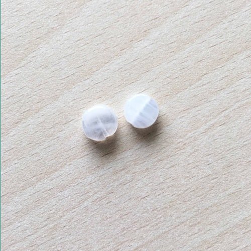 Perle artisanale en verre  "pastille" couleur: translucide