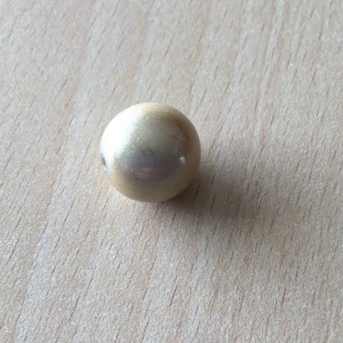 Jolie perle magique 16 mm  couleur  écru