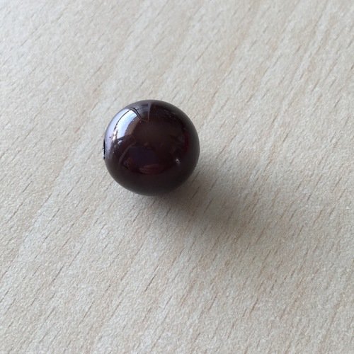 Jolie perle magique 16 mm  couleur  marron chocolat