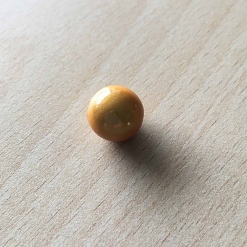 Jolie perle magique 14 mm  couleur  bouton d'or