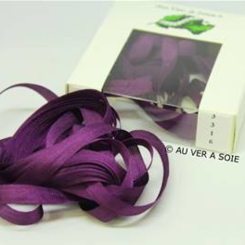 Ruban de soie 3316 de 4 mm de qualité française "au ver à soie"