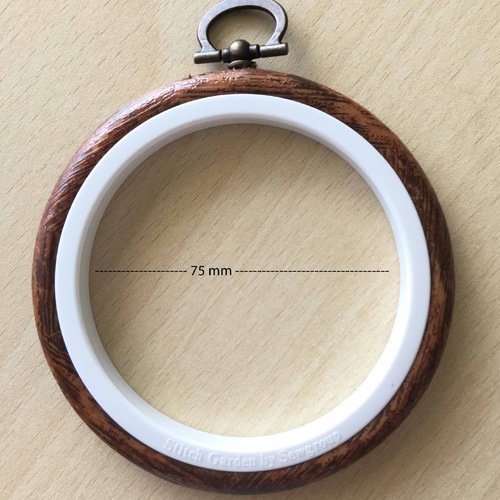 Tambour / cercle à broder et cadre taille 7,5 cm  3  inch