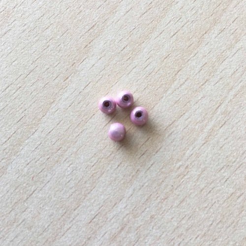 Lot de jolie perles magiques 4 mm  couleur  roseline