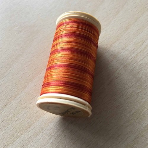 Fil polyester sajou 107 orange rouge