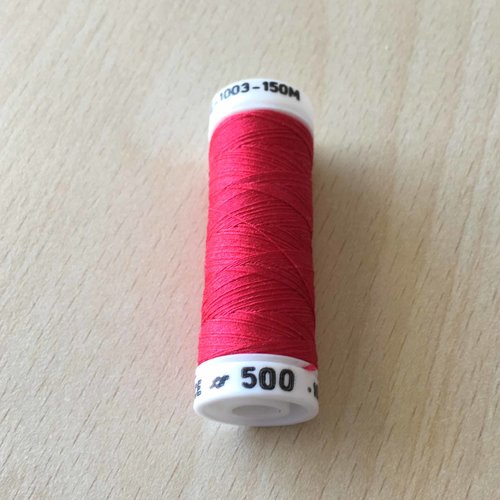 Bobine de fils de soie 1003   "au ver à soie" 500 rouge red