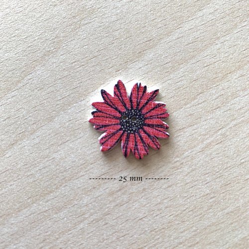Joli petit bouton "marguerite " rouge taille:  25 mm 