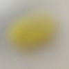 Paillette jaune irisée 3 mm. 3056