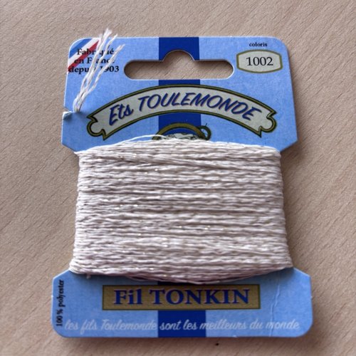 Fil à broder tonkin 1002 écru lamé or