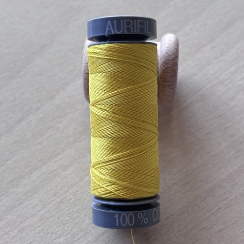 Aurifil mako 28 2120