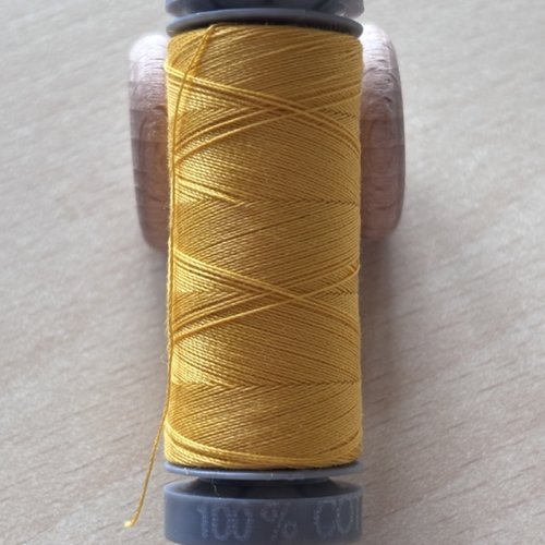 Aurifil mako 28 2135