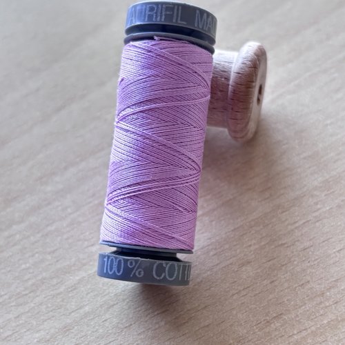 Aurifil mako 28 2515