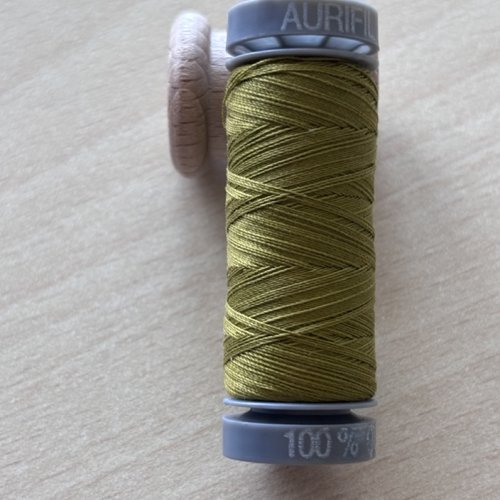 Aurifil mako 28 2910