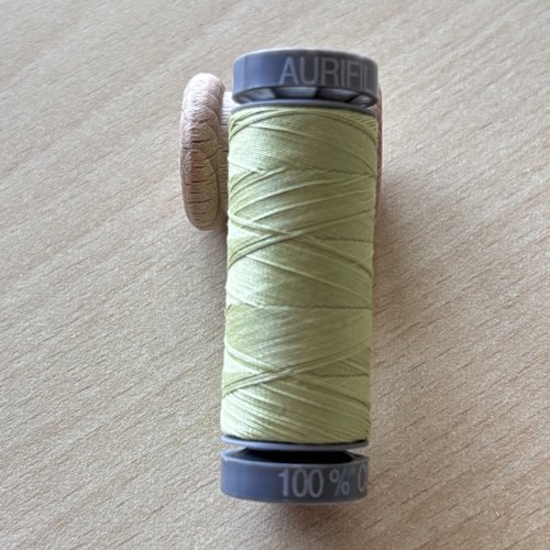 Aurifil mako 28 2886