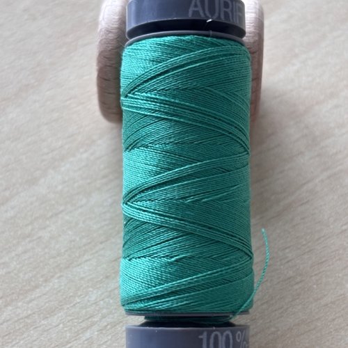 Aurifil mako 28 2865