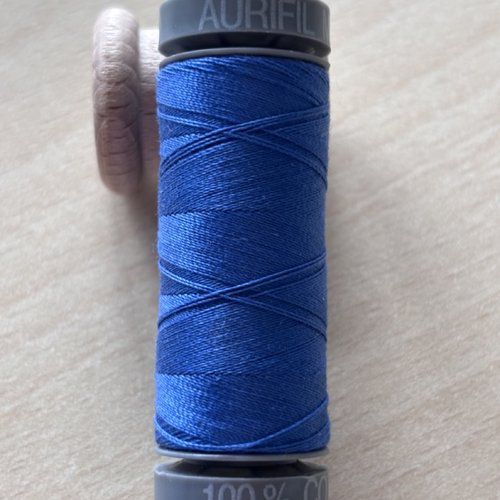 Aurifil mako 28 2730