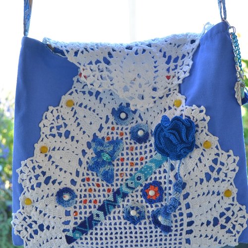 Sac bandoulière au crochet tendance, à porter sur l’épaule et croisé