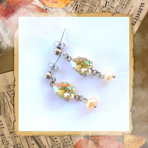 Clous d’oreille cristal swarovski et perles d'eau douce