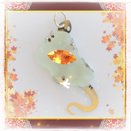 Pendentif en cristal et verre de mer