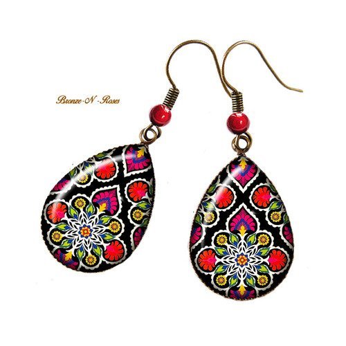 Boucles d'oreilles gouttes * folklore motif russe * bijou fantaisie cadeau noël bohême rouge verre perles 