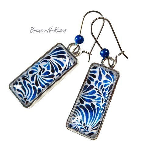 Boucles d'oreilles rectangulaire fleurs bleues couleur argent rectangle