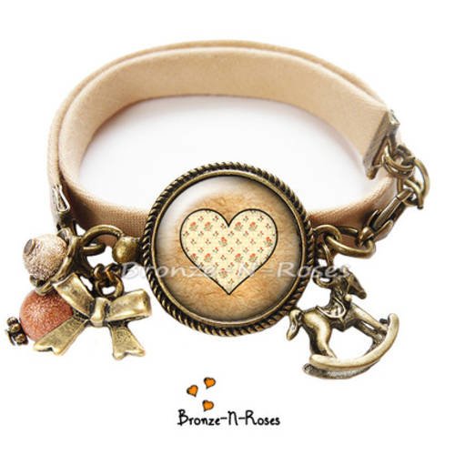 Bracelet " coeur beige " cabochon de verre bronze bijou fantaisie fleurs 