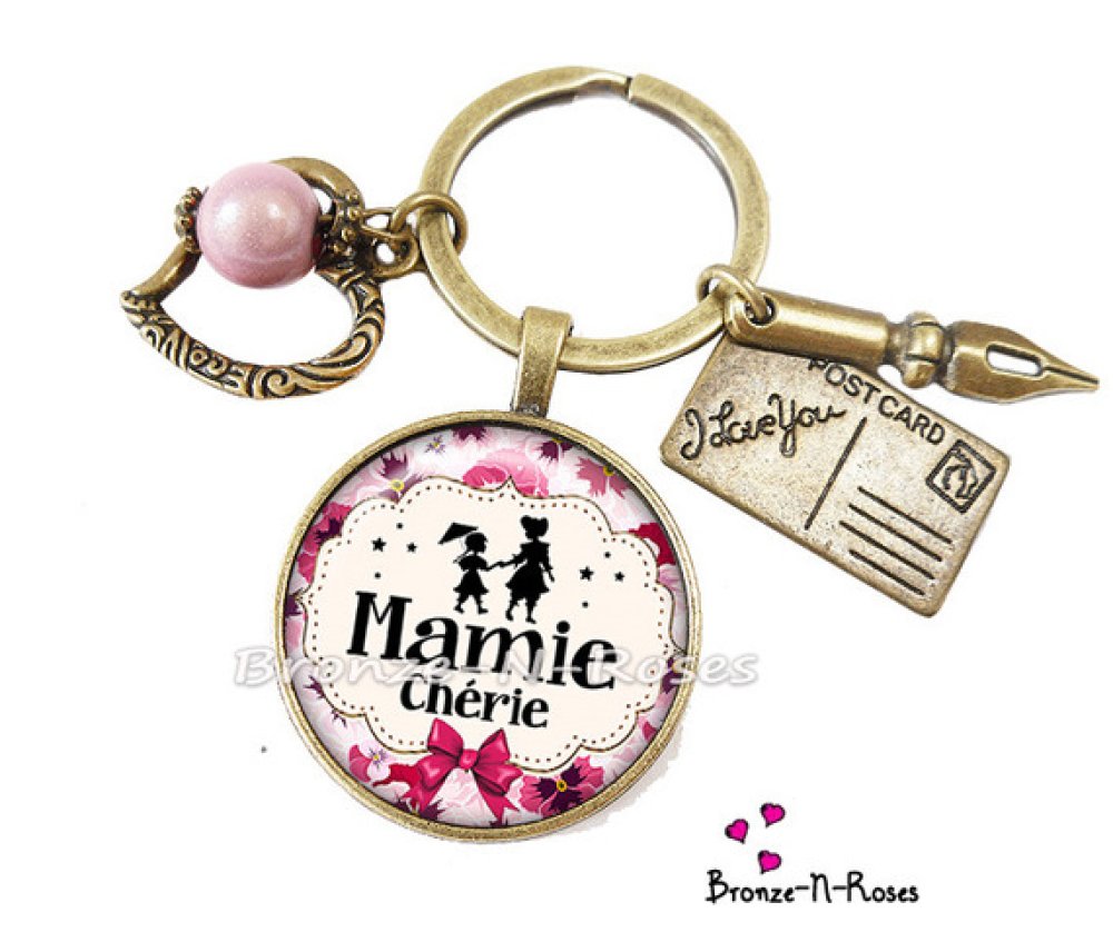 Porte clés  Mamie chérie  Bijou cabochon couleur bronze cadeau fête des grands-mères