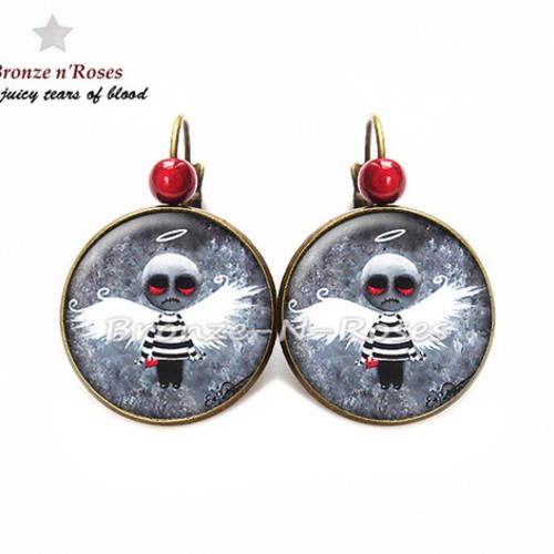 Boucles d'oreilles " big juicy tears of blood " bijou cabochon bronze verre dormeuses 