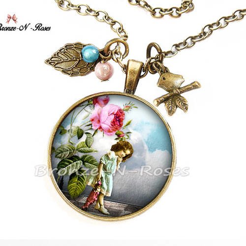 Collier " fille au doudou " vintage rétro cabochon bronze rose bleu verre 