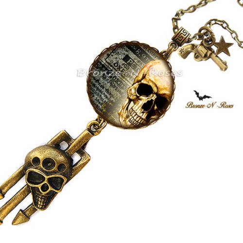 Sautoir " skull " bronze bijou fantaisie tête de mort crâne noire verre 