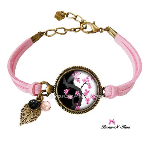 Bracelet " sakura yin et yang" cabochon fleurs japon bronze rose noir verre