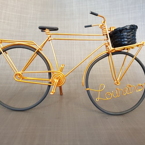 Vélo hollandais transporteur homme miniature en fil aluminium