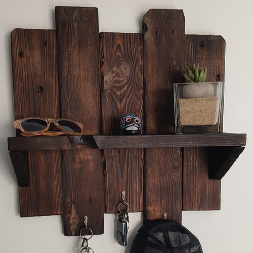 Etagère murale en bois avec porte clés