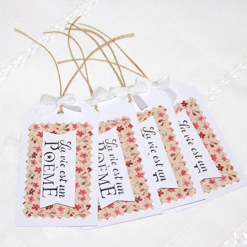 4 étiquettes-cadeaux romantiques - "la vie est un poème" - papier, tissu liberty, noeud satin, ficelle lin - blanc beige 