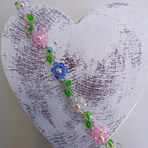 Bracelet fleur pastel.