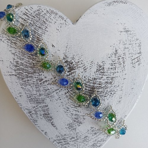 Bracelet feuille couleur argent, bleu et vert.