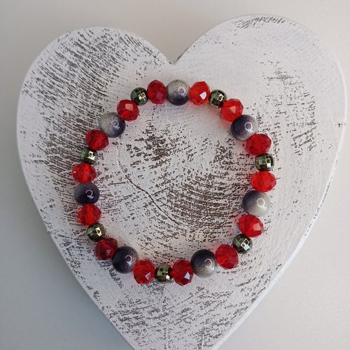 Bracelet élastique en perles, coloris rouge et gris. taille 17cm