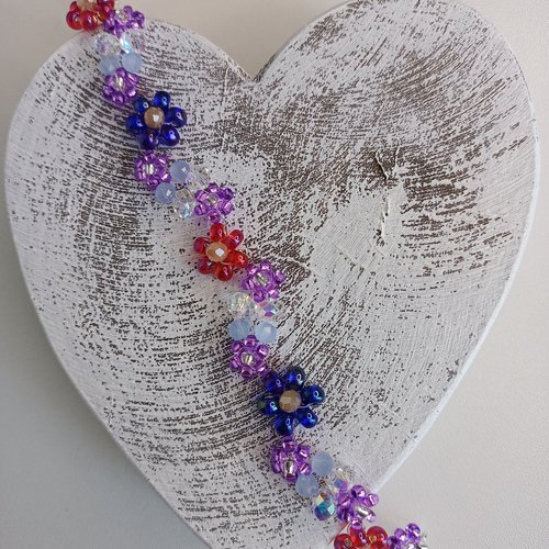 Bracelet mygarden&butterfly coloris rouge et bleu.