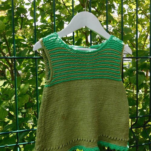 Layette - robe bébé vert coton  taille 6 mois