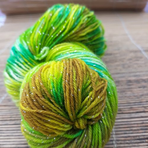 Echeveau laine peint à la main