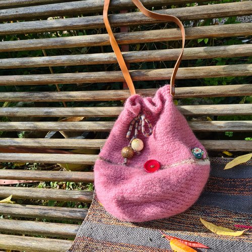 Réservé sac en laine feutrée