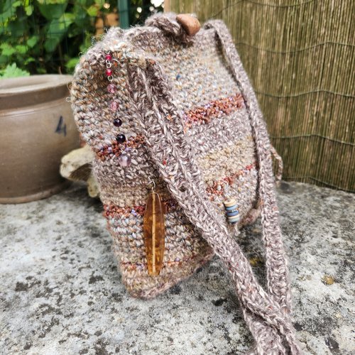 Sac en laine au crochet