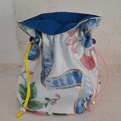 Pochon bleu blanc rose