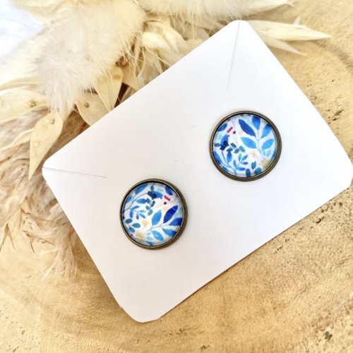 Puces cabochon fleurs bleues, clou d'oreille, boucles d'oreilles cabochons