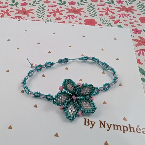 Bracelet fille fleur, tissage miyuki et macramé, fleur en perles