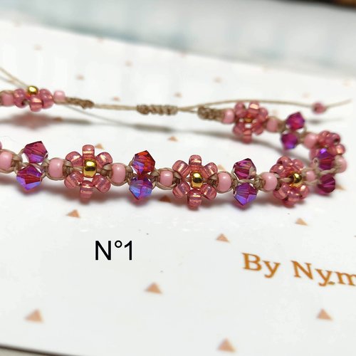 Bracelet petites fleurs roses et cristal de swarovski